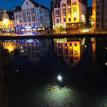 Vibrant Apartment At The Shore In Leith 爱丁堡 外观 照片