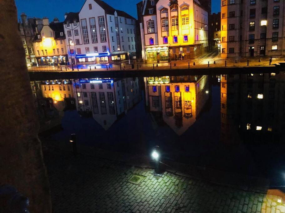 Vibrant Apartment At The Shore In Leith 爱丁堡 外观 照片